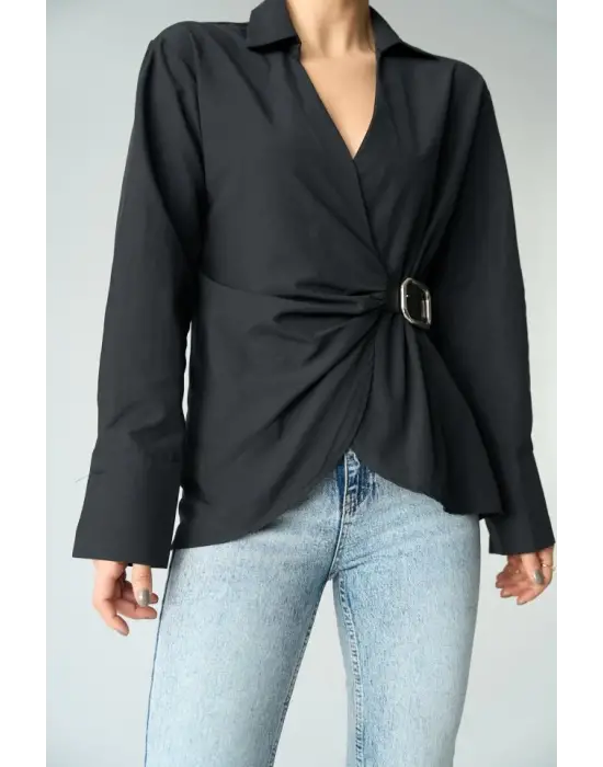 Omarı Şık Siyah Kemerli Gömlek