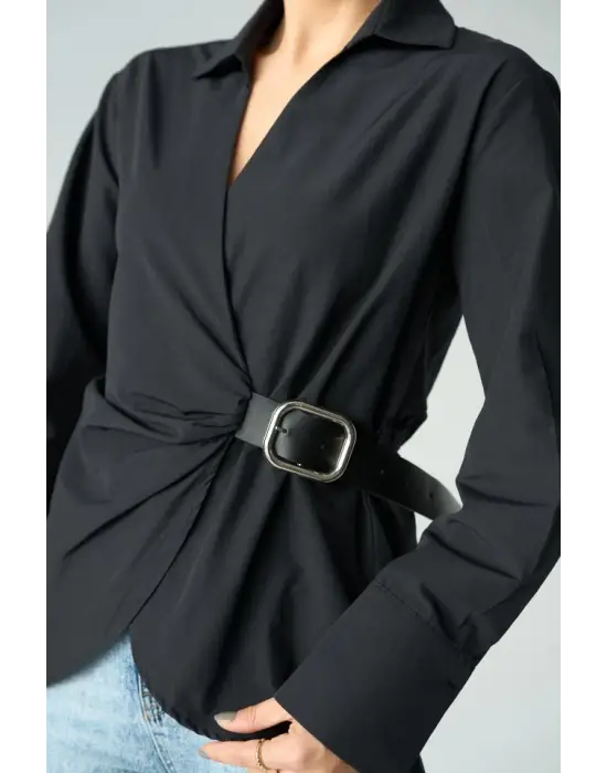 Omarı Şık Siyah Kemerli Gömlek