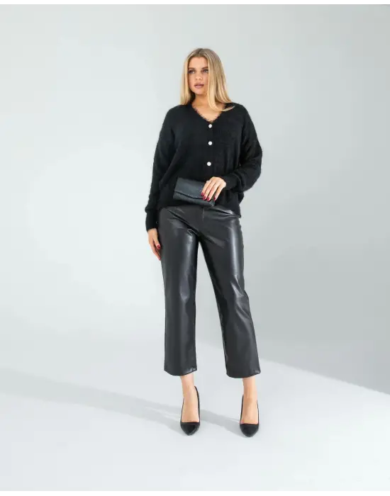 Omarı Yumuşak Dokulu Siyah Triko Hırka