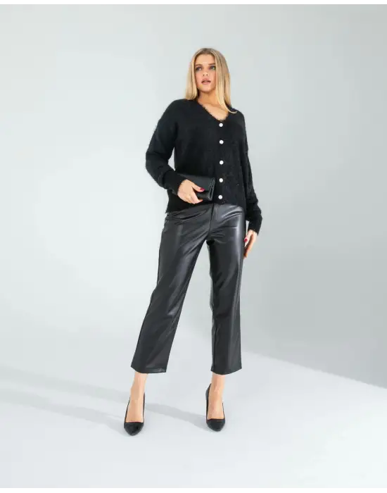 Omarı Yumuşak Dokulu Siyah Triko Hırka