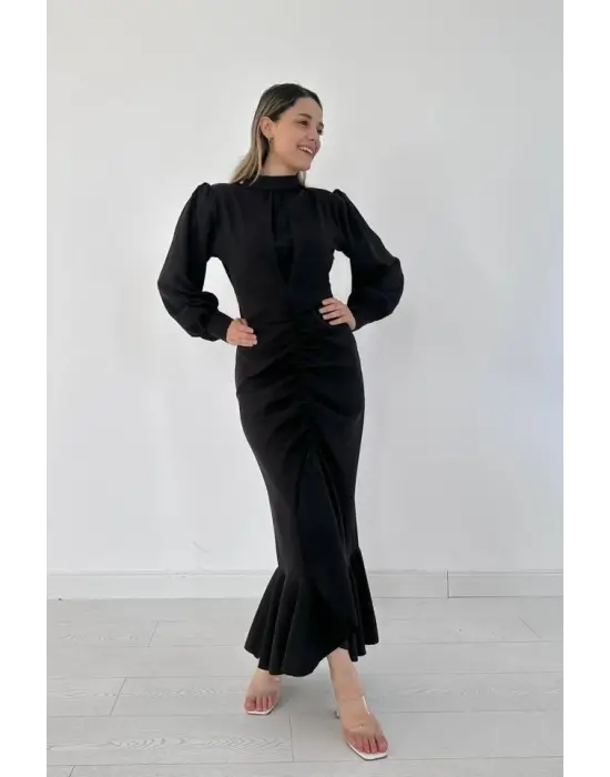 Siyah Volanlı Uzun Kol Elbise