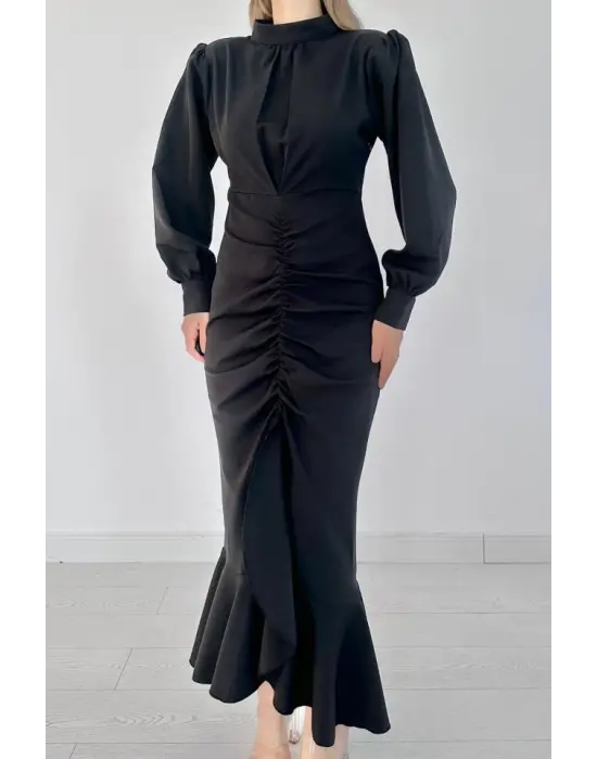 Siyah Volanlı Uzun Kol Elbise