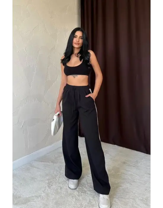 Omarı Siyah Şerit Detaylı Pantolon