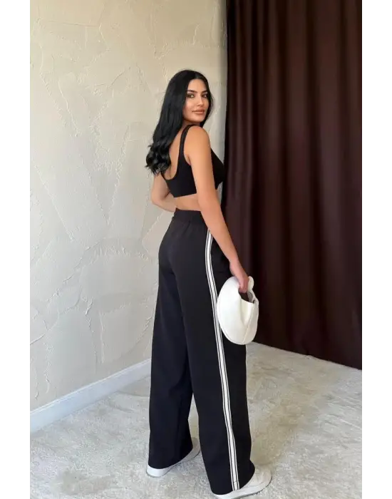 Siyah Yanları Şeritli Pantolon