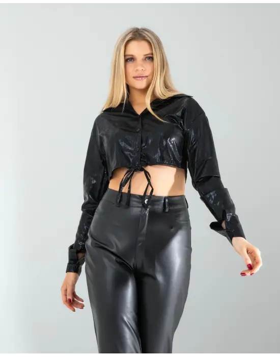 Omarı Parlak Siyah Yılan Desenli Beli Bağlamalı Gömlek