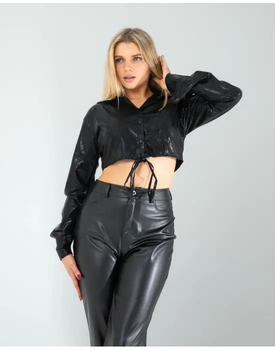 Omarı Parlak Siyah Yılan Desenli Beli Bağlamalı Gömlek