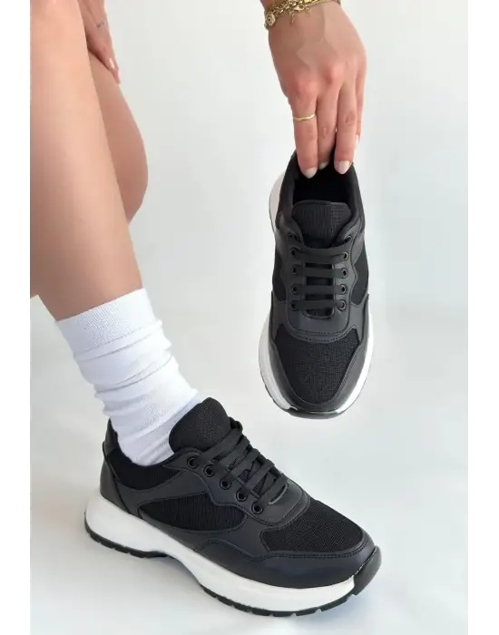Slar Siyah Cilt Bağcıklı Spor Ayakkabı