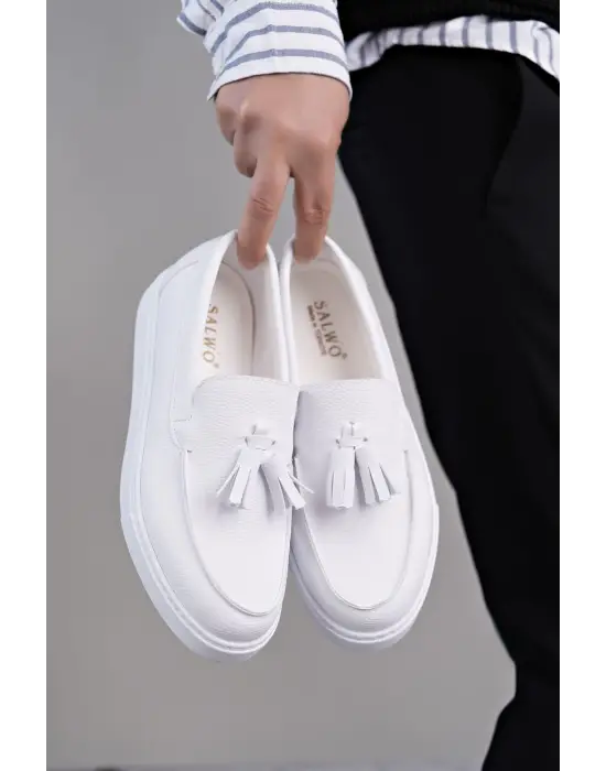 Omarı Püsküllü Beyaz Erkek Günlük Spor Ayakkabı