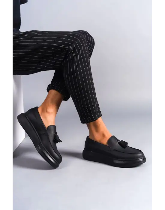 Omarı Cilt Detaylı Bağcıksız Erkek Spor Ayakkabı Siyah