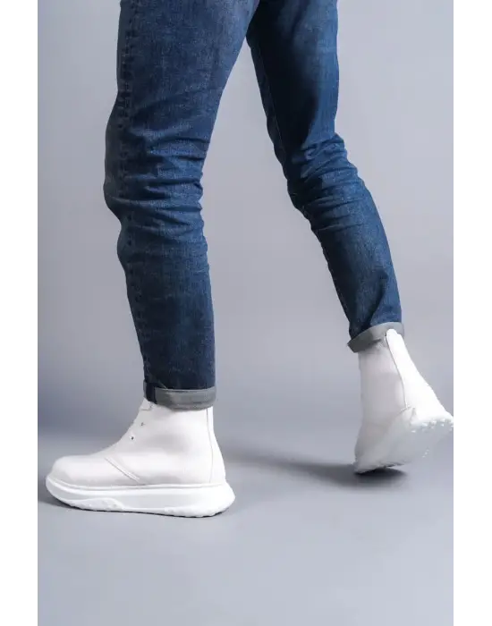 Omarı Beyaz Cilt Erkek Spor Bot