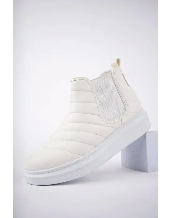 Omarı Hafif ve Rahat Beyaz Erkek Spor Bot