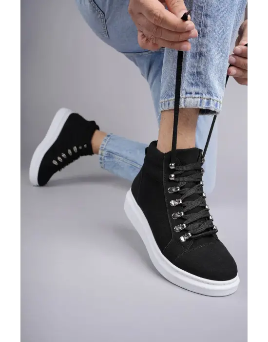 Omarı Rahatlık ve Şıklığı Bir Arada Sunan Siyah Erkek Günlük Bot