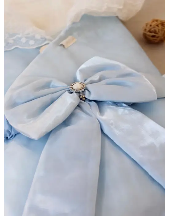 Omarı Parlak Mavi Yenidoğan Fiyonk Kundak Battaniyesi
