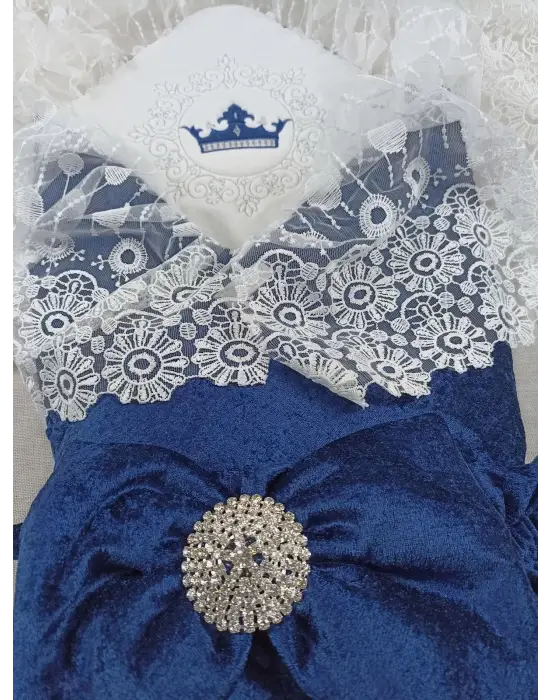 Omarı İnci Fiyonklu Duvaklı Saray Kadife Yenidoğan Bebek Battaniyesi