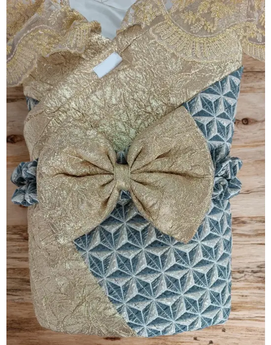 Omarı Yenidoğan Piramit Desenli Güpürlü Bebek Battaniyesi Gold Trendi