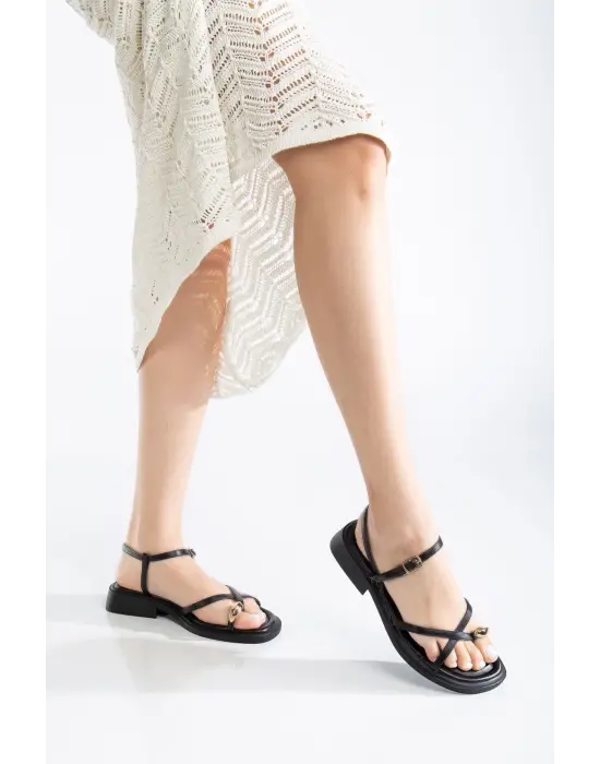 Omarı Siyah Kemer Detaylı Kadın Sandalet