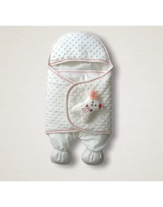 Omarı Sevimli Yenidoğan Oyuncaklı Ayaklı Kundak Battaniyesi