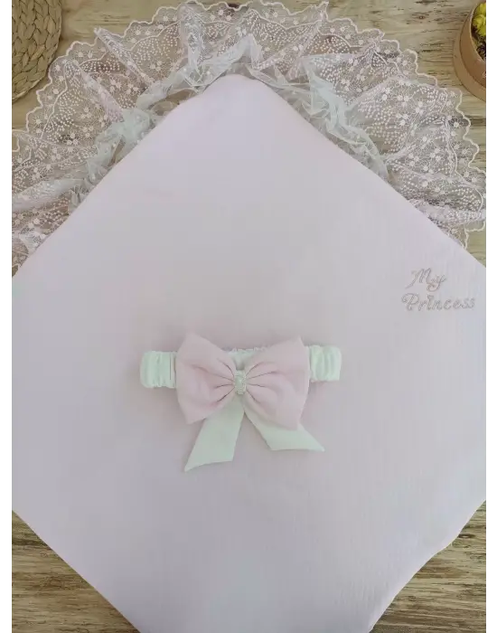 Omarı Pembe İnci Dantel Taçlı Bebek Battaniyesi