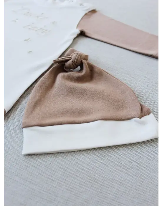 Omarı Bebek Tulumu - Nakışlı Es Çizgi Boy Şapkalı Kahverengi