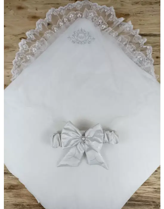 Omarı Pırıltı Taç Nakışlı Yenidoğan Bebek Battaniyesi