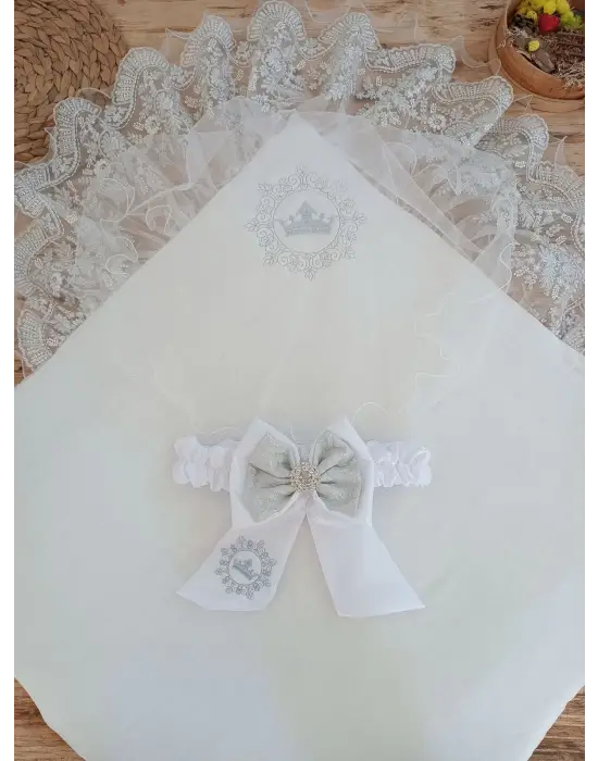 Omarı Nakışlı Plazma Taşlı Güpürlü Bebek Battaniyesi