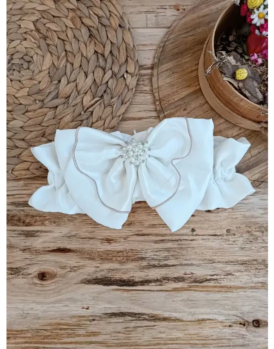 Omarı Yenidoğan Wool Yün Taç Nakışlı Battaniye