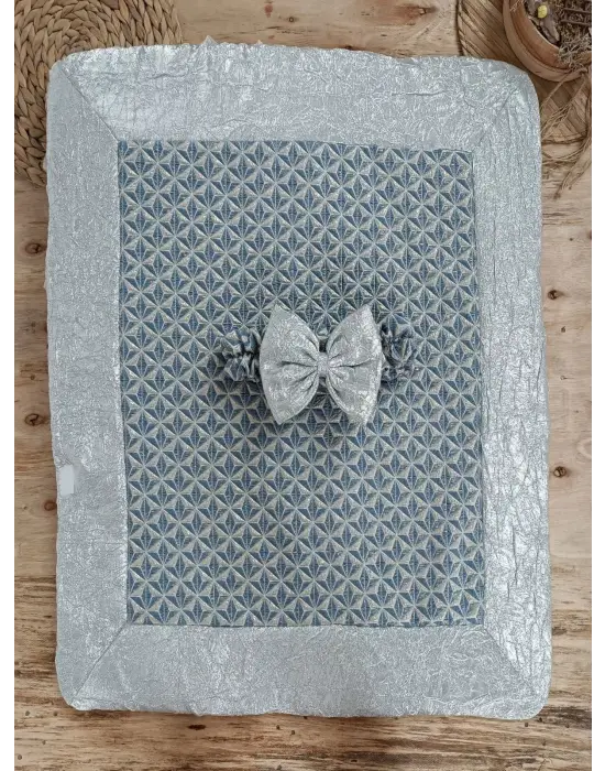 Omarı Piramit Desenli Güpür İşlemeli Bebek Battaniyesi Kundak