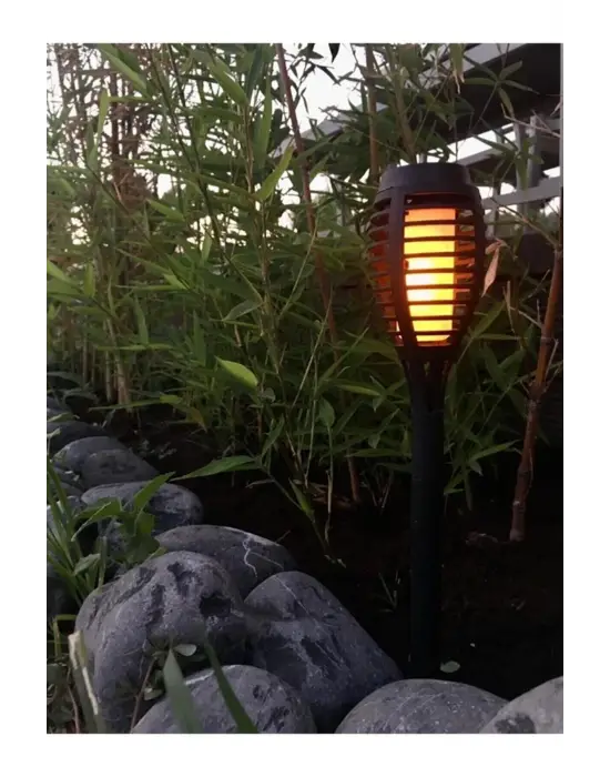 Solar Alev Efektli Bahçe Lambası