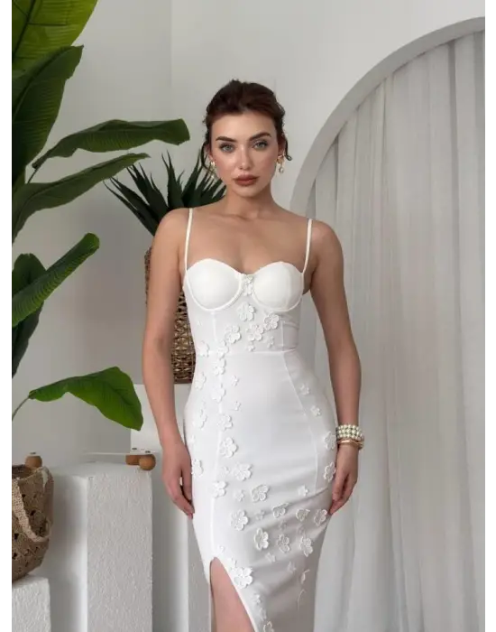 Stor Gül Detaylı Elbise