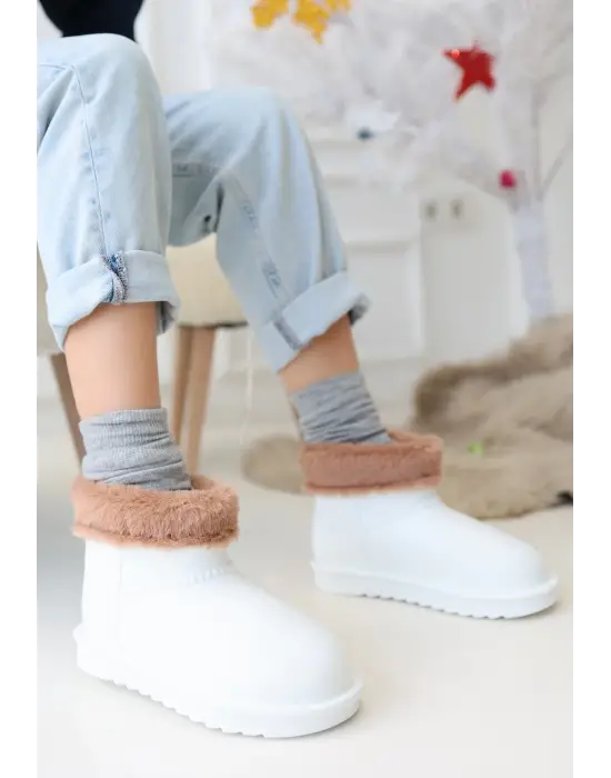 Omarı Su Geçirmez ve Kürklü Beyaz Oval Burunlu Bot