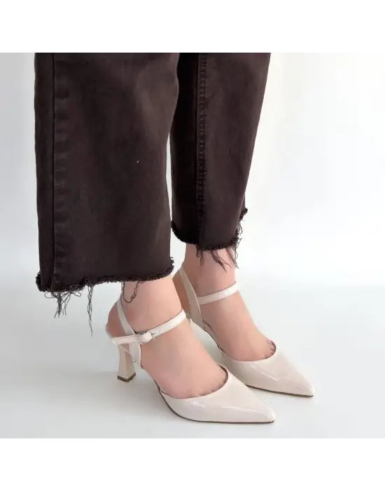 Suden Bej Rugan Topuklu Ayakkabı