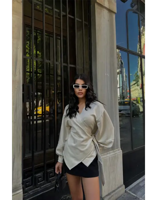 Omarı Şık SÜET Kruvaze Bluz - Bağlama Detaylı Taş Rengi