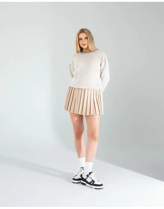 Modern Beyaz Yakalı Triko Kazak