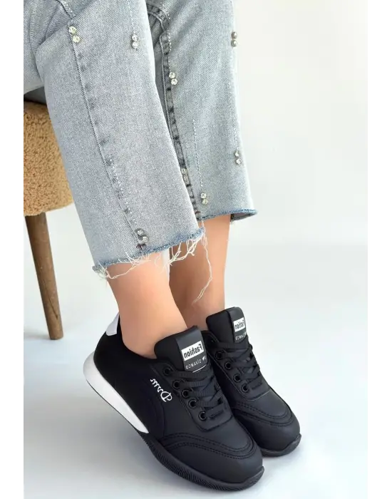 Tawen Siyah Cilt Bağcıklı Spor Ayakkabı