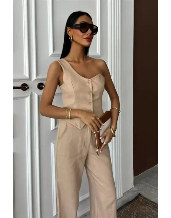 Omarı Şıklık ve Rahatlıkta Sınırsız Stil: Omuz Detaylı Plazzo Pantolon Takım