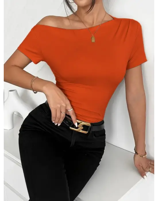 Omarı Kadın Tek Omuzlu Büzgülü Viskon Bluz