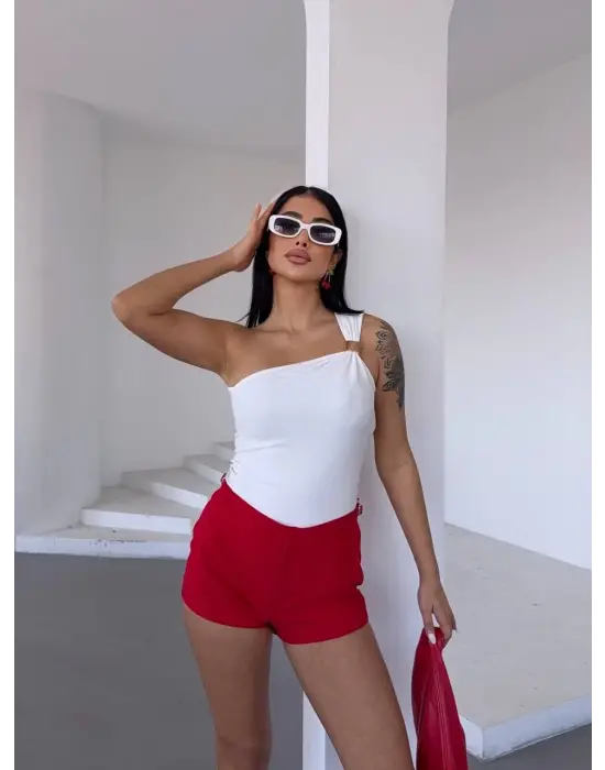 Modern Metal Detaylı Bluz