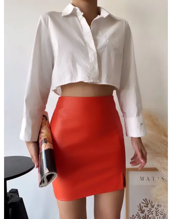 Tek yırtmaçlı arkadan fermuarlı deri etek turuncu s24475