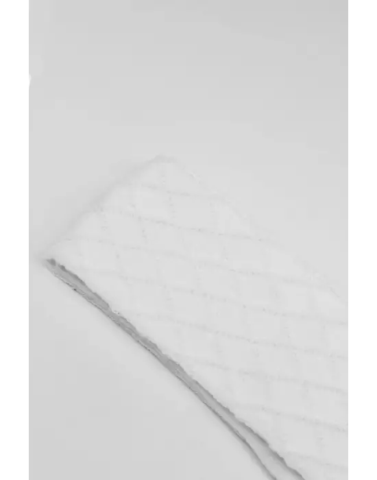 Omarı Tekli Ekose Kabartma Penye Külotlu Çorap Beyaz