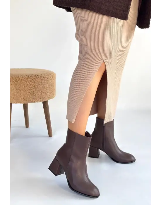 Tendy Kahverengi Cilt Topuklu Bot