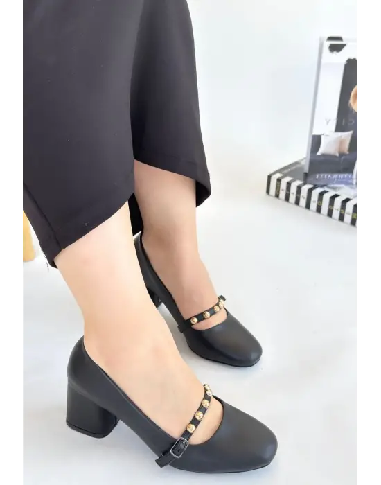 Tino Siyah Cilt Topuklu Ayakkabı