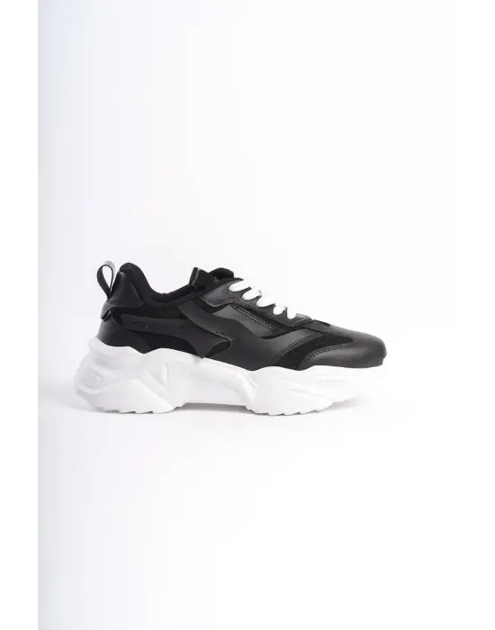 Modern Bağcıklı Bayan Spor Ayakkabı