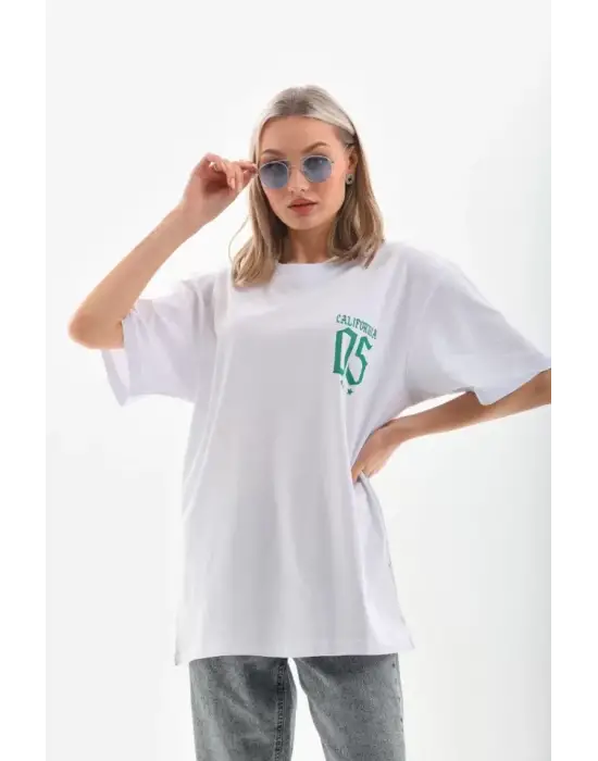 Omarı Beyaz Oversize Baskılı T-Shirt