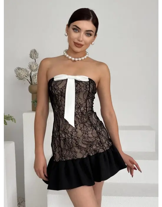 Omarı Çarpıcı Siyah Straplez Elbise