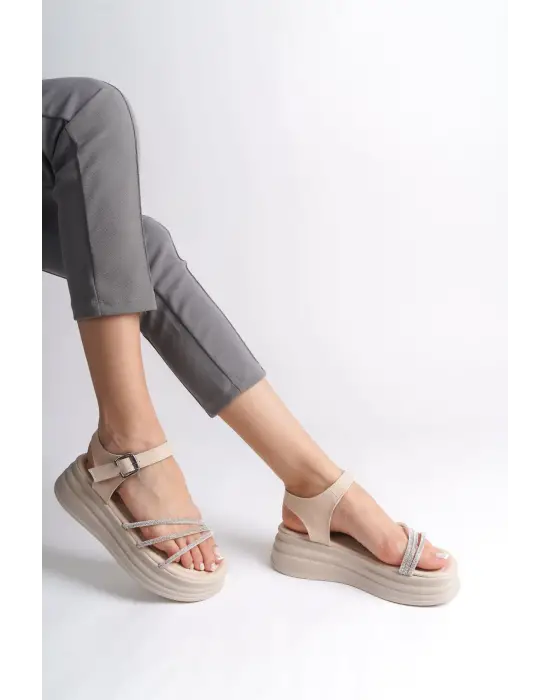 Trendy Bayan Sandalet CKısa Topuk