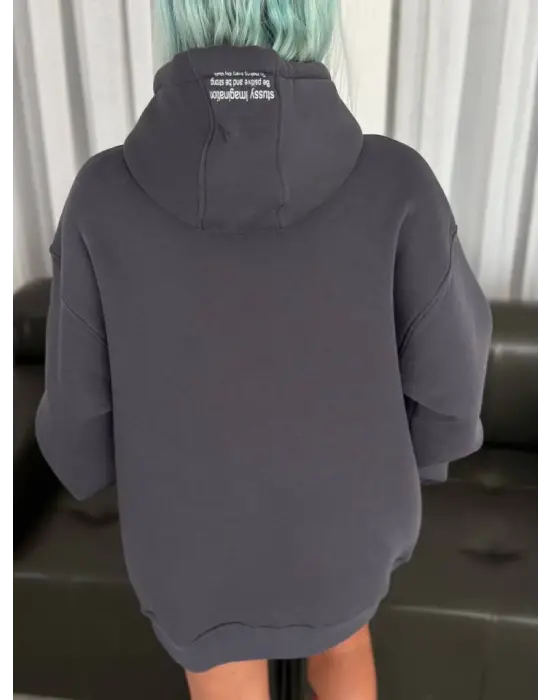 Omarı Rahat ve Şık Kapşonlu Baskılı SweatShirt