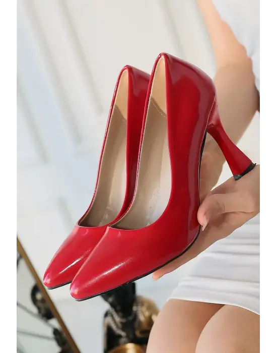 Ulba Kırmızı Rugan Stiletto Ayakkabı