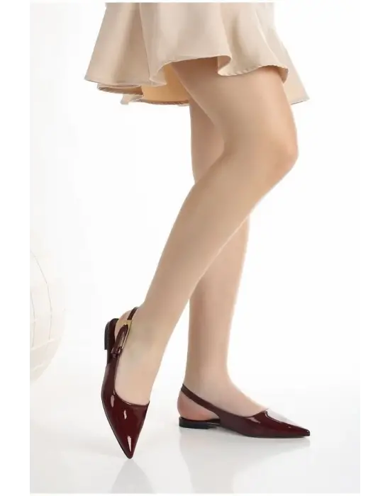 Omarı Modern ve Şık Bordo Rugan Babet Ayakkabı