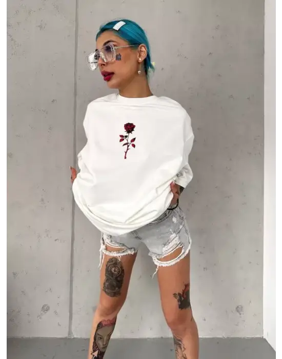 Omarı Beyaz Oversize Bisiklet Yaka Baskılı T-Shirt