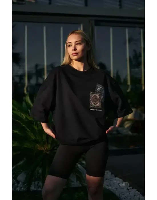 Omarı Siyah Bisiklet Desenli Oversize T-Shirt